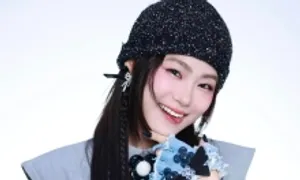 Trang phục 'ăn gian tuổi' của Lương Bích Hữu